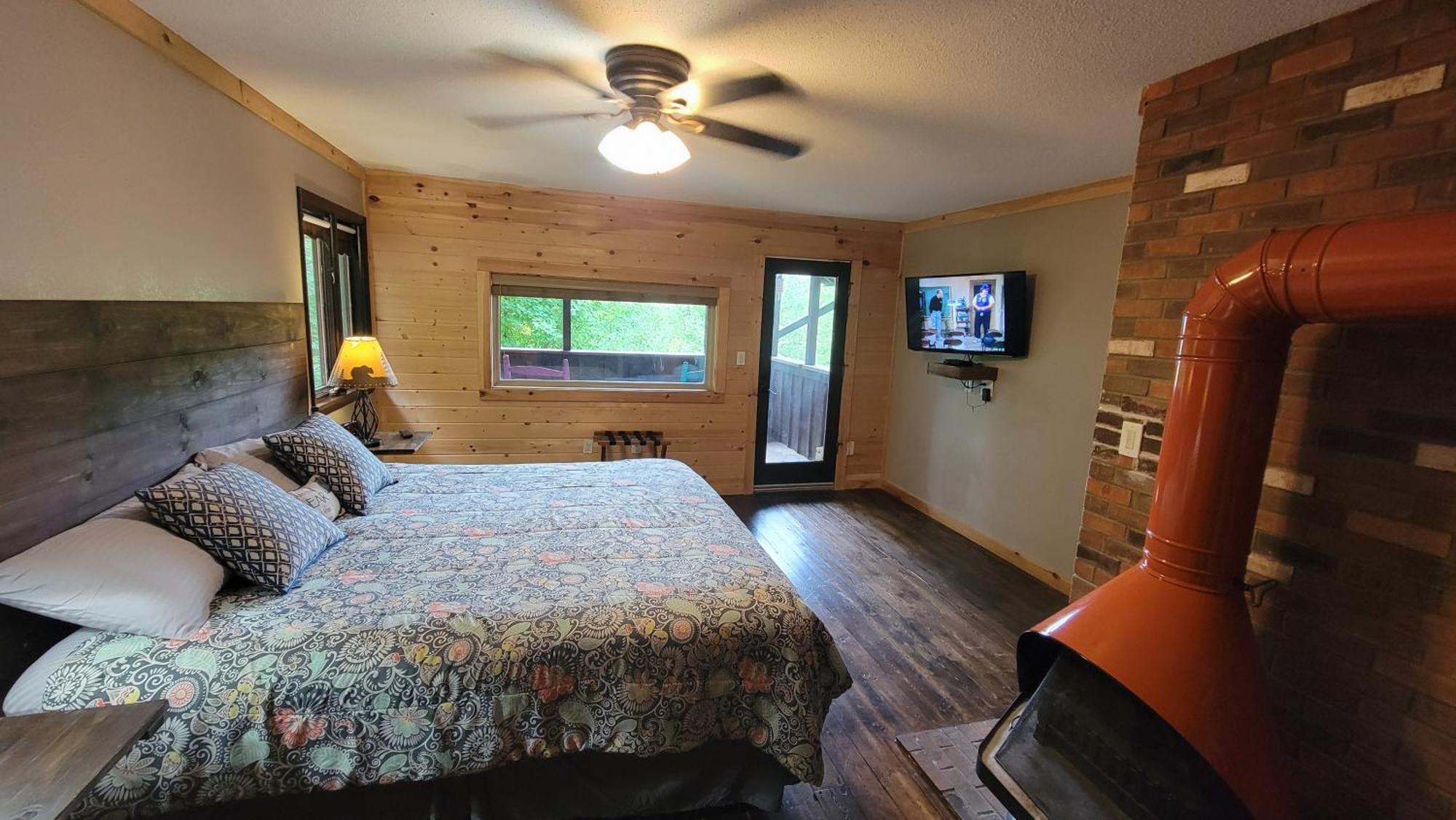 Bear Necessities, Luxury 5Bd Mtn Views, Hot Tub, Many Bear Sightings Villa Gatlinburg Luaran gambar